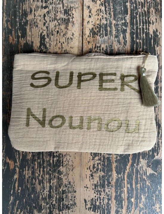 SUPER NOUNOU