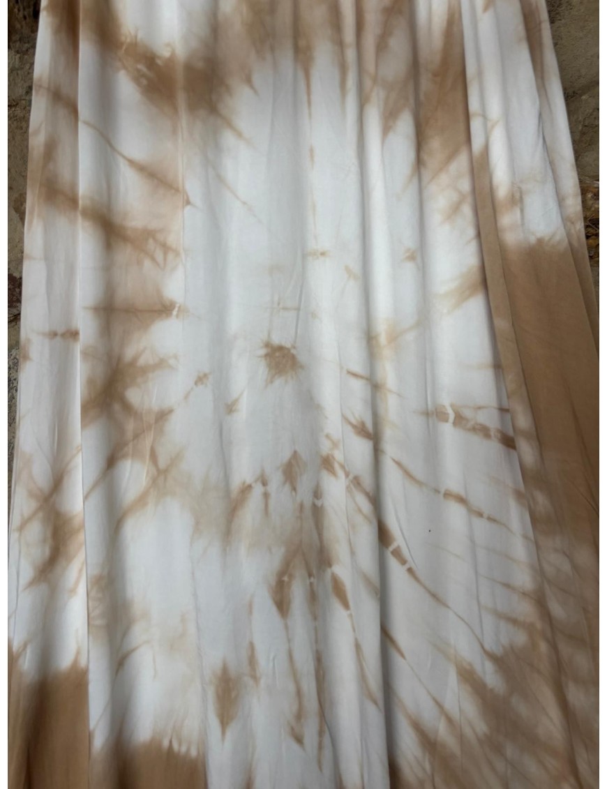 TIE AND DYE