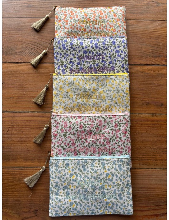 PARFAITE AVEC DE JOLIS  DEFAUTS